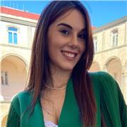 Docente di lettere impartisce ripetizioni in Latino, Italiano, Storia, Geografia e Scienze sociali a studenti/esse di medie/liceo